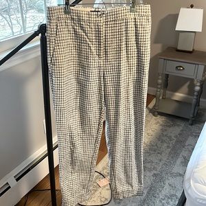 Ann Taylor High Rise Ankle Pant, size 4